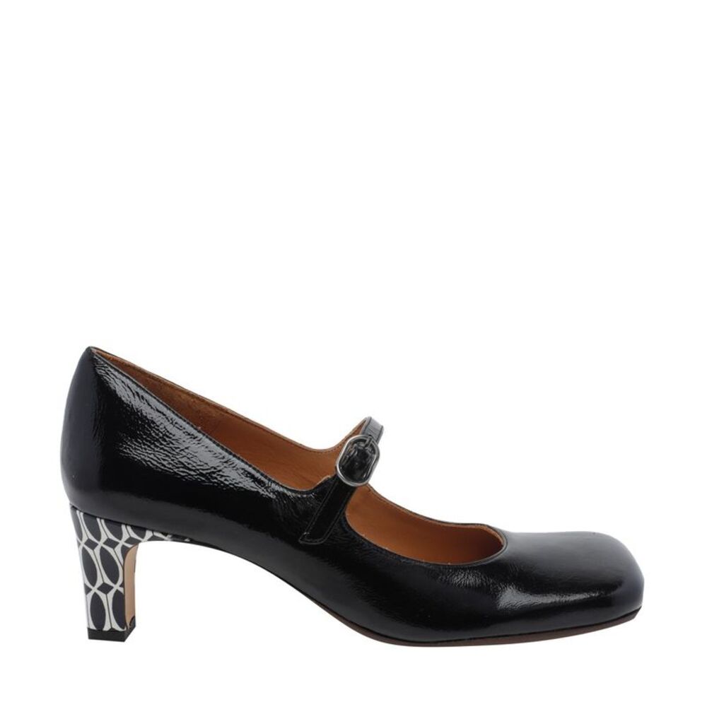 Chie Mihara Women Samai Pumps